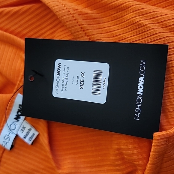Fashion Nova Orange Short Sleeve Plus Size Bodysuit, Size 3X - Picture 3 of 8